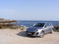 Mazda 3: БеZOOMный аргумент 