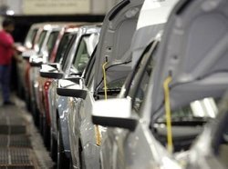 Российский завод Ford возобновляет работу