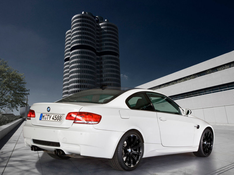 Cпециальную серию BMW M3 Coupe начинают продавать в России