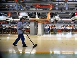 АвтоВАЗ приступил к сокращению персонала