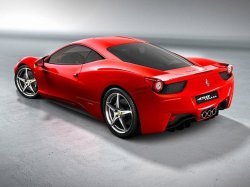 Ferrari 458 Italia — в Европе от 162 900 евро