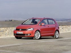 Volkswagen Golf Plus с мотором 1.2 TSI — в России от 688 427 рублей