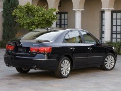 До Нового года в РФ действуют скидки на Hyundai NF Sonata