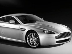 Aston Martin V8 Vantage немного обновился