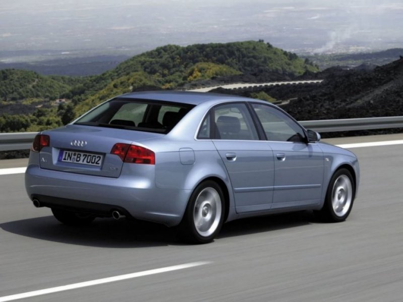 Audi A4 Седан 2004 - 2007