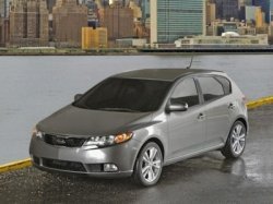 Хэтчбек KIA Forte (Cerato) представлен в Нью-Йорке