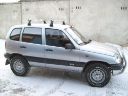 Праворульные автомобили, ксенон и «кенгурятники» в России снова разрешат