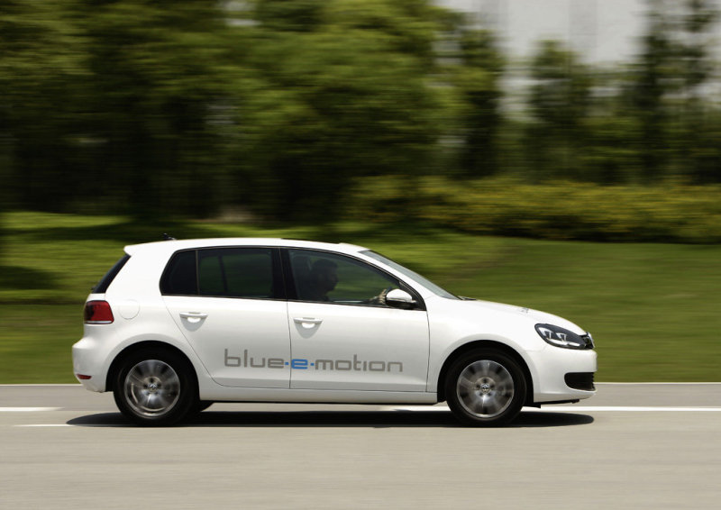 Volkswagen Golf blue-e-motion 