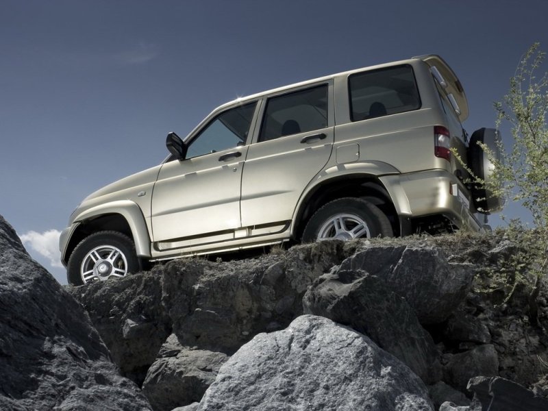 UAZ на ММАС 2010 (фото): молодёжный Patriot Sport