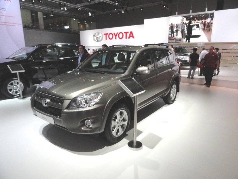 Длиннобазная Toyota RAV4