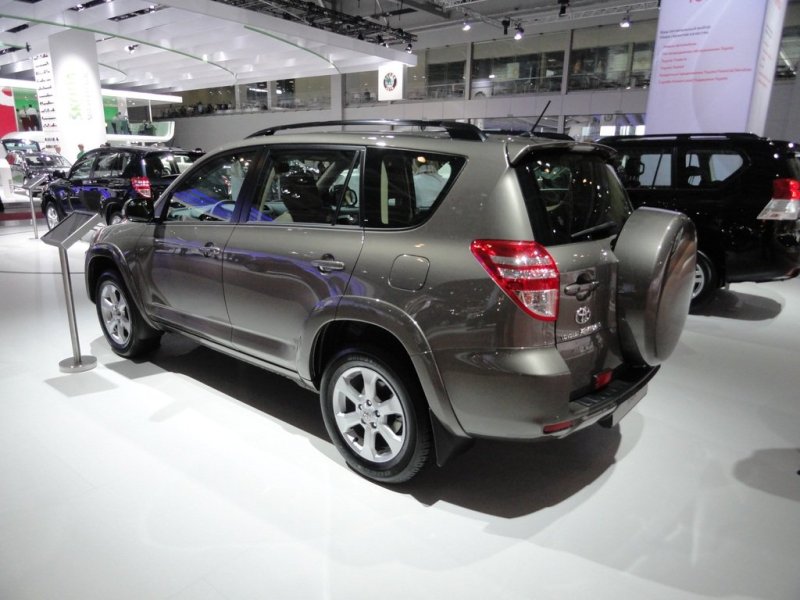 Длиннобазная Toyota RAV4