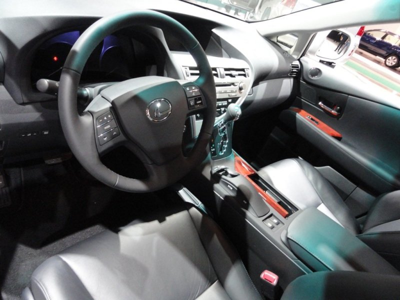 Lexus RX 270