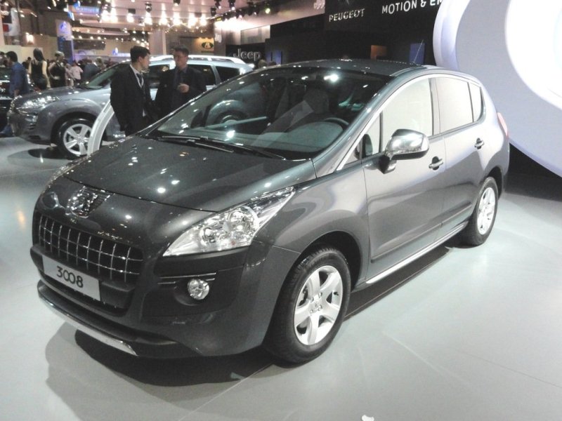 Peugeot на ММАС 2010 (фото): долгожданная модель 3008, электрокар iON, концепты BB1 и SR1