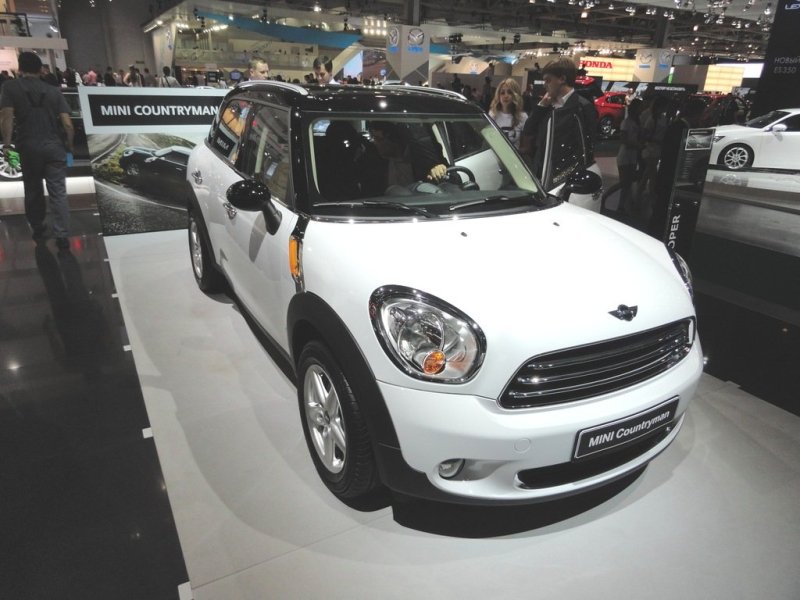 Mini на ММАС 2010 (фото): новый кроссовер Countryman и обновлённые Cooper, Clubman, Convertible