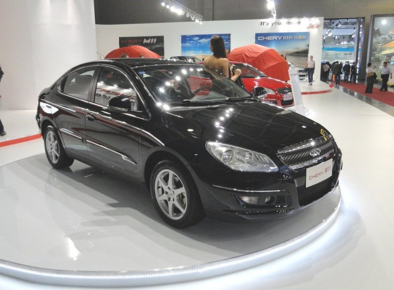 Седан Chery M11