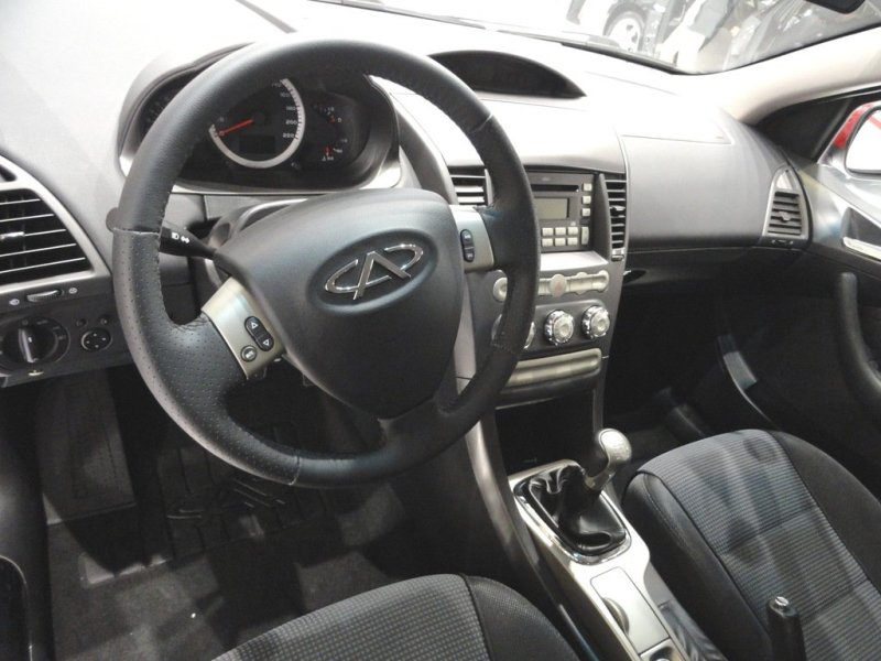 Хэтчбек Chery M11