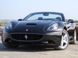 Ferrari California получит гибридный силовой агрегат