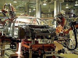 Государство будет поддерживать российский автопром и дальше