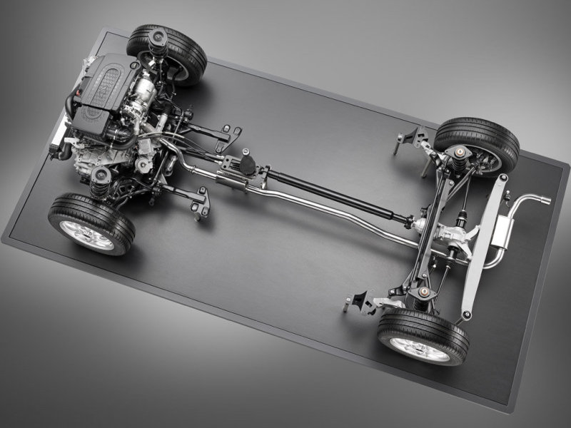 Задний мост полноприводного «кантримэна» автоматически подключается многодисковой муфтой.