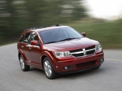 Автомобили Jeep Liberty, Jeep Cherokee и Dodge Journey в РФ подешевели