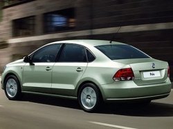 Для некоторых автомобилей в РФ транспортный налог может быть снижен