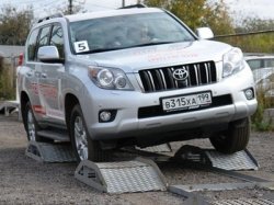 Специальный тест-драйв Toyota Land Cruiser Prado прошёл в «Тойота Центр Измайлово»