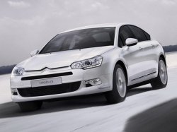 В Англии начались продажи обновлённого Citroen C5