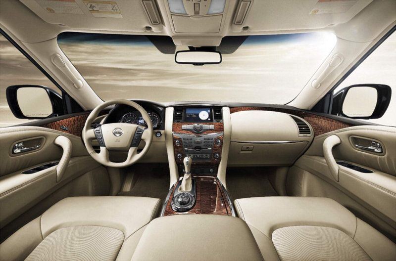 Интерьер столь великолепен, что слабо вяжется с обстановкой off-road.