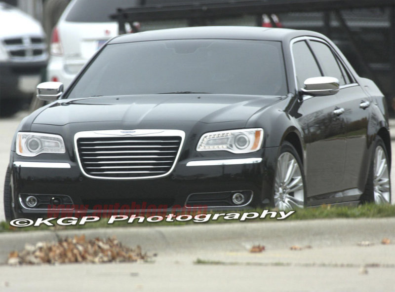 Рассекречен новый Chrysler 300C 2012