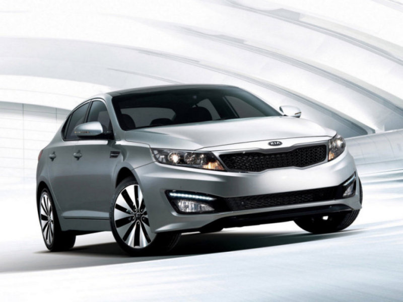 Внешность обязывает: Kia Optima 2011