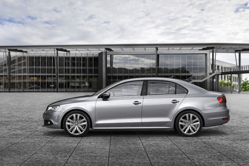 Седан классических пропорций…