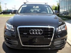 Кроссовер Audi Q5 доступен по специальной цене в салоне «Автосток»