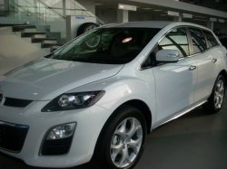 Mazda CX-7 в новом облике с двигателем 2.5 л в «Автостоке»