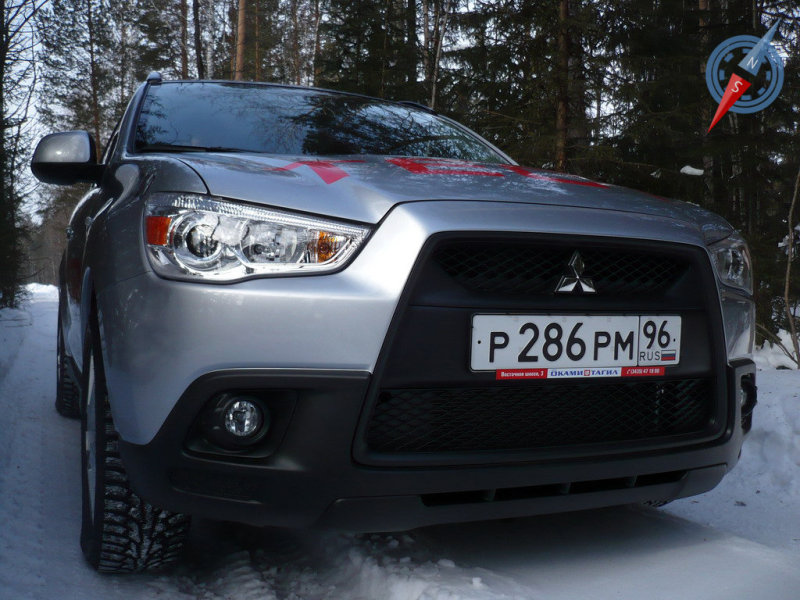 Ксеноновая оптика доступна лишь в двух самых богатых версиях, у остальных версий она галогеновая.