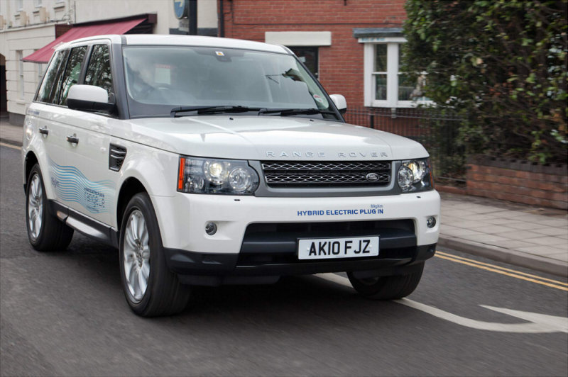 Прототип Range_e от Land Rover на лондонской улице…
