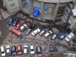 Каждый московский двор получит дополнительные парковочные места
