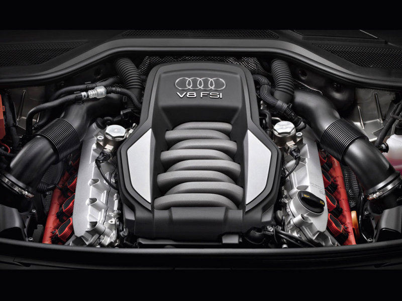 Бензиновый V8 FSI