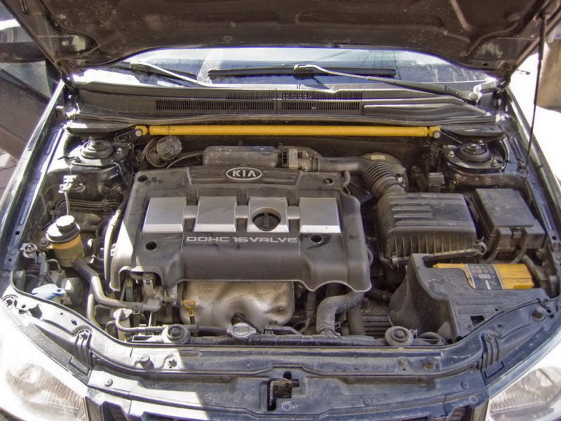 Популярный 16-тиклапанный двигатель объёмом 1.6 литра 122 л.с. вполне надежен.