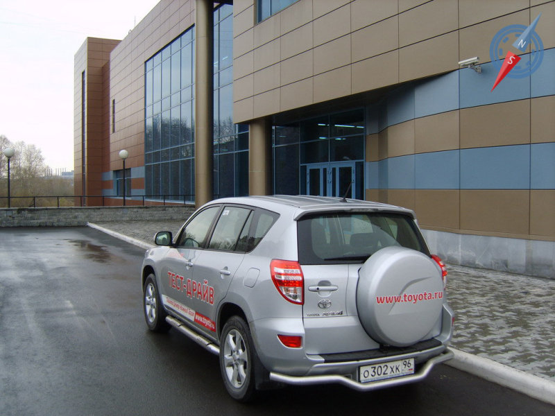 Очень правильное решение – размещение запасного колеса на пятой двери