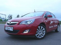 Opel Astra J: Сделан для ежедневного наслаждения эстетикой