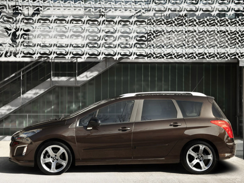 Универсал Peugeot 308