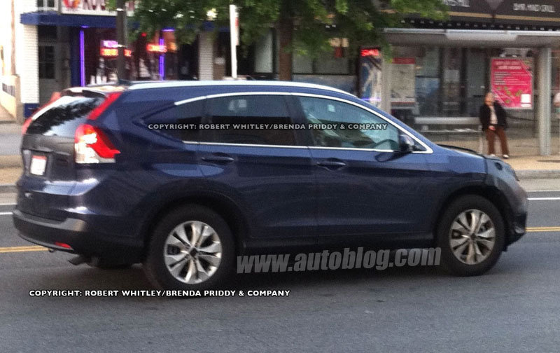 Honda CR-V 2012 на испытаниях