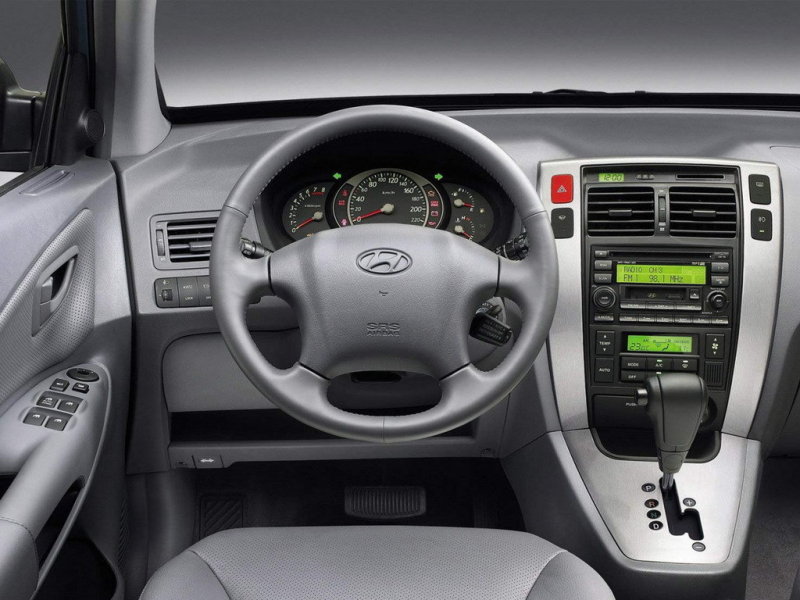 Немногочисленные «сверчки» и сбои в работе кондиционера – единственные неприятности салона