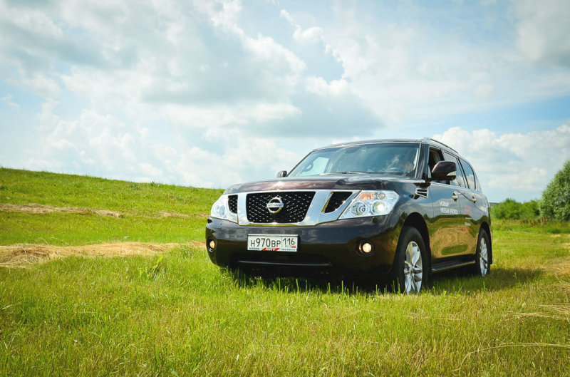 Гигантские размеры, головокружительная мощь, разорительная прожорливость мотора – вот признаки  нового Патрола