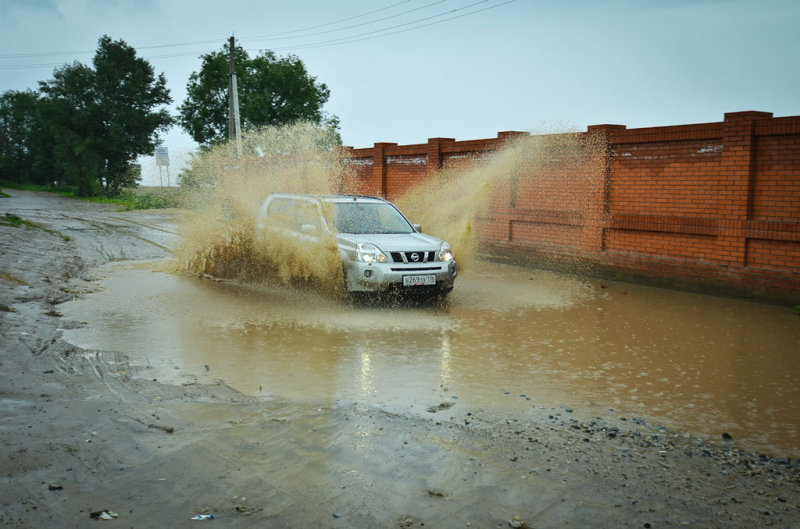 Бонусный фотосет: Nissan X-Trail образца 2007г.