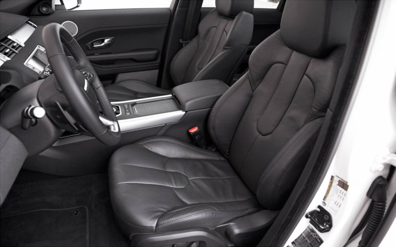 В дорогом исполнении Prestige сиденья обиты натуральной кожей.