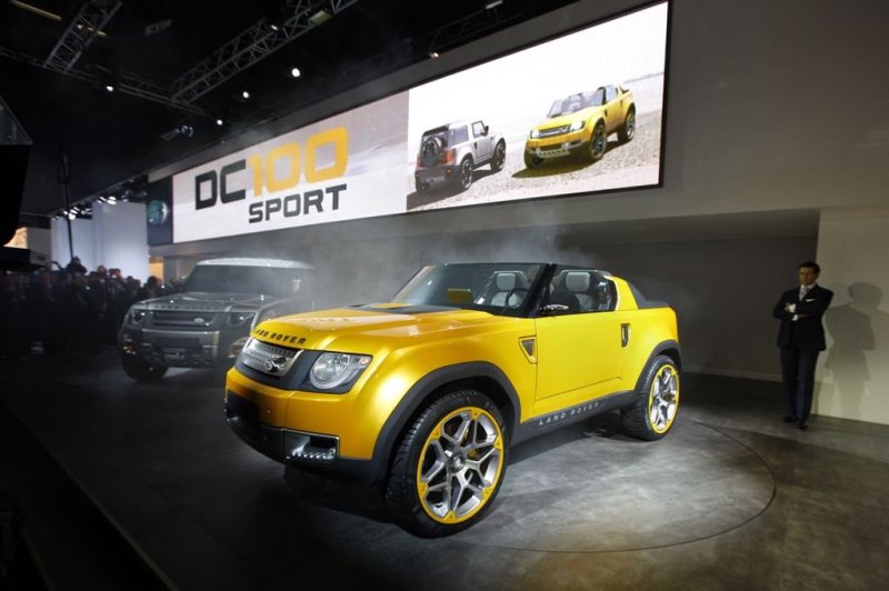 Land Rover Defender DC100 Sport