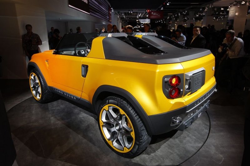 Land Rover Defender DC100 Sport
