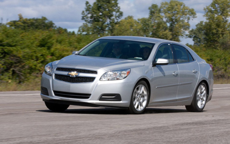 Динамичный седан динамичного дизайна…