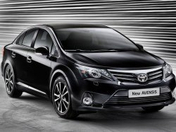 Обновлённая Toyota Avensis — в России от 914 000 рублей 
